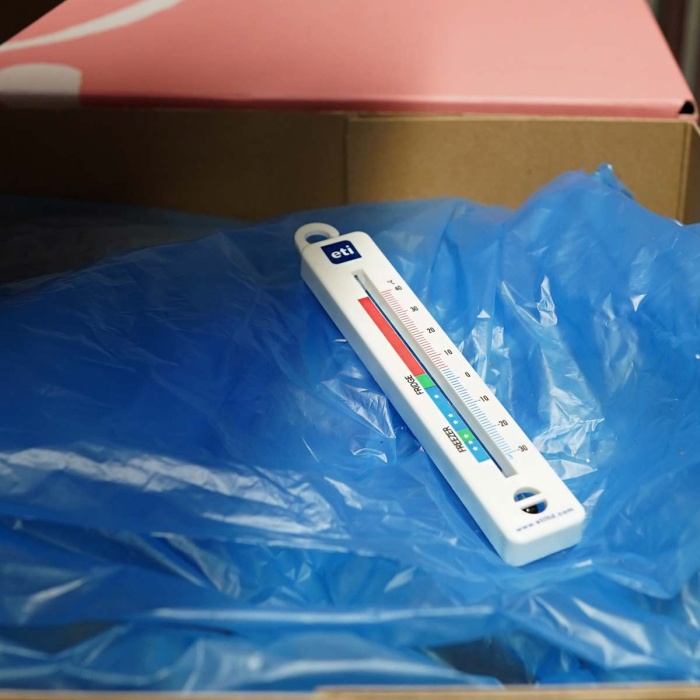 nhiet-ke-ruou-treo-tu-lanh-800-830-eti-1